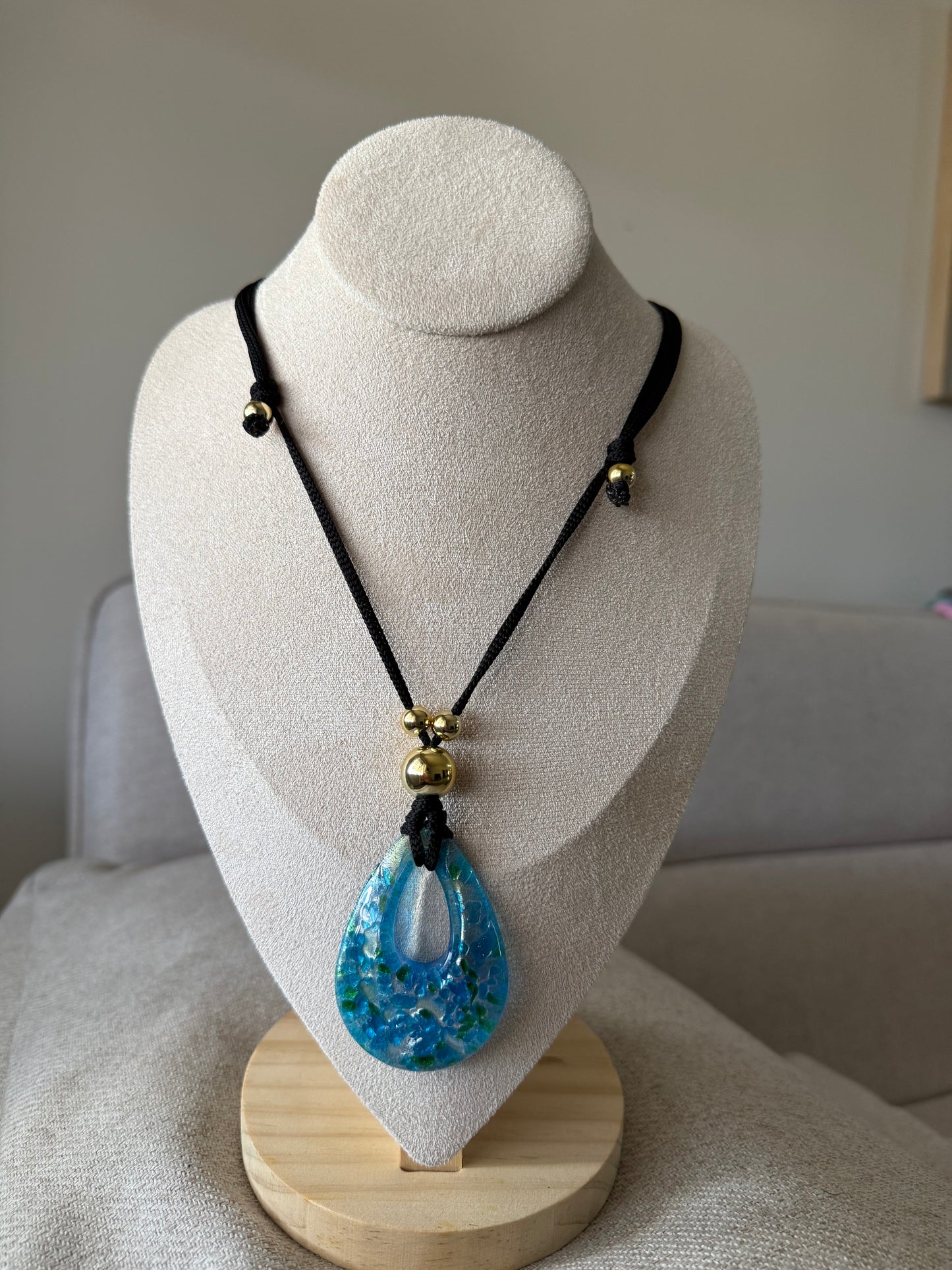 00303 Collar Murano Especial Celeste