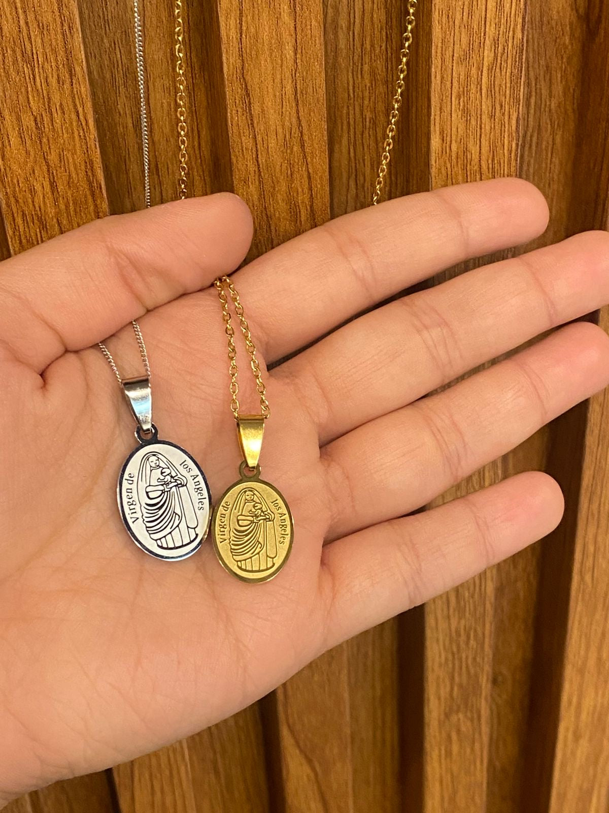 00515 Collar Religioso