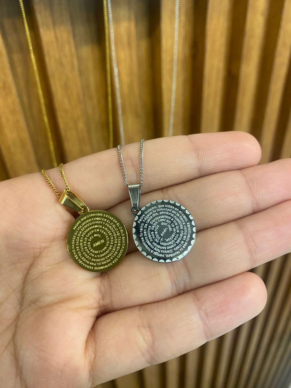 00513 Collar Padre Nuestro Mediano
