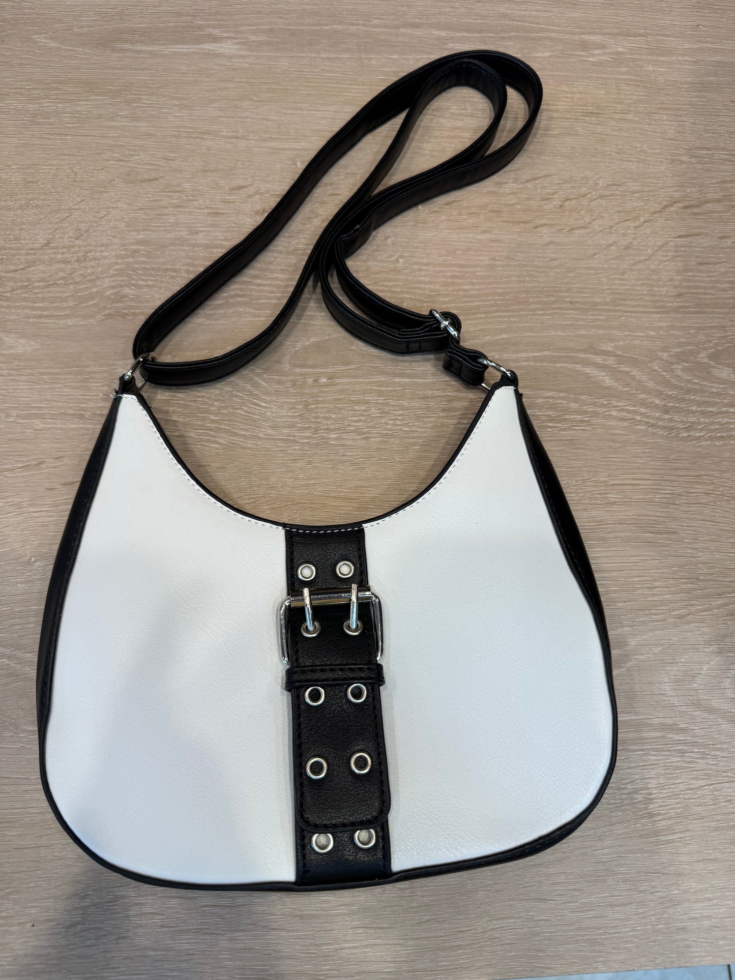 00506 Bolso Banana BB