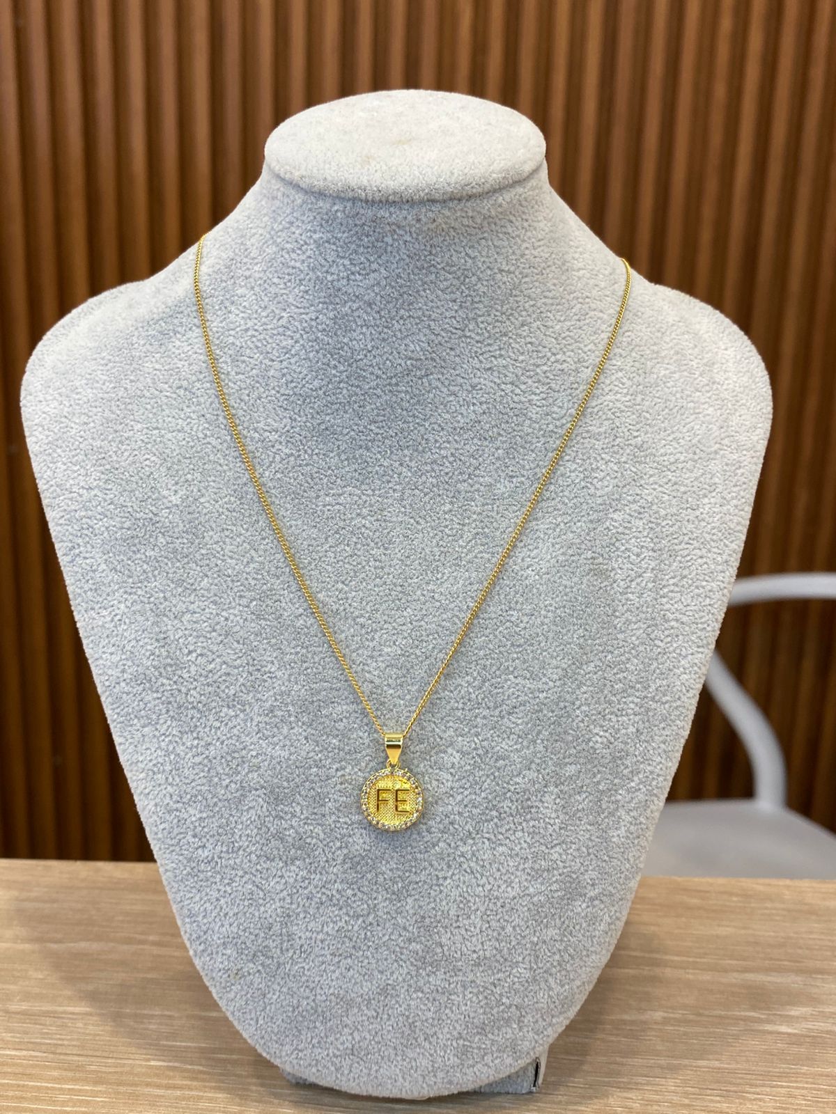 00321 Collar Fé Dorado Acero