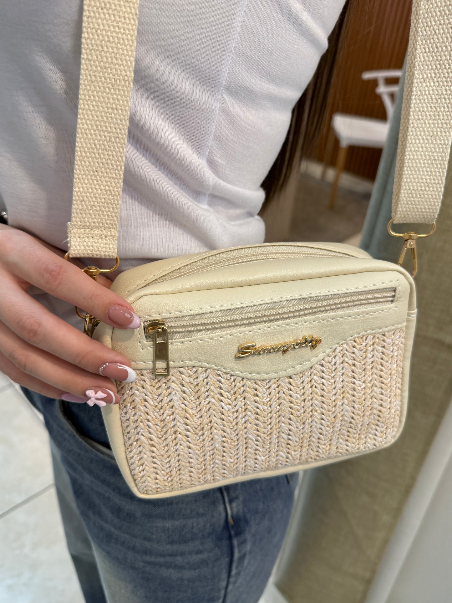 0020 Bandolera Beige Marsha
