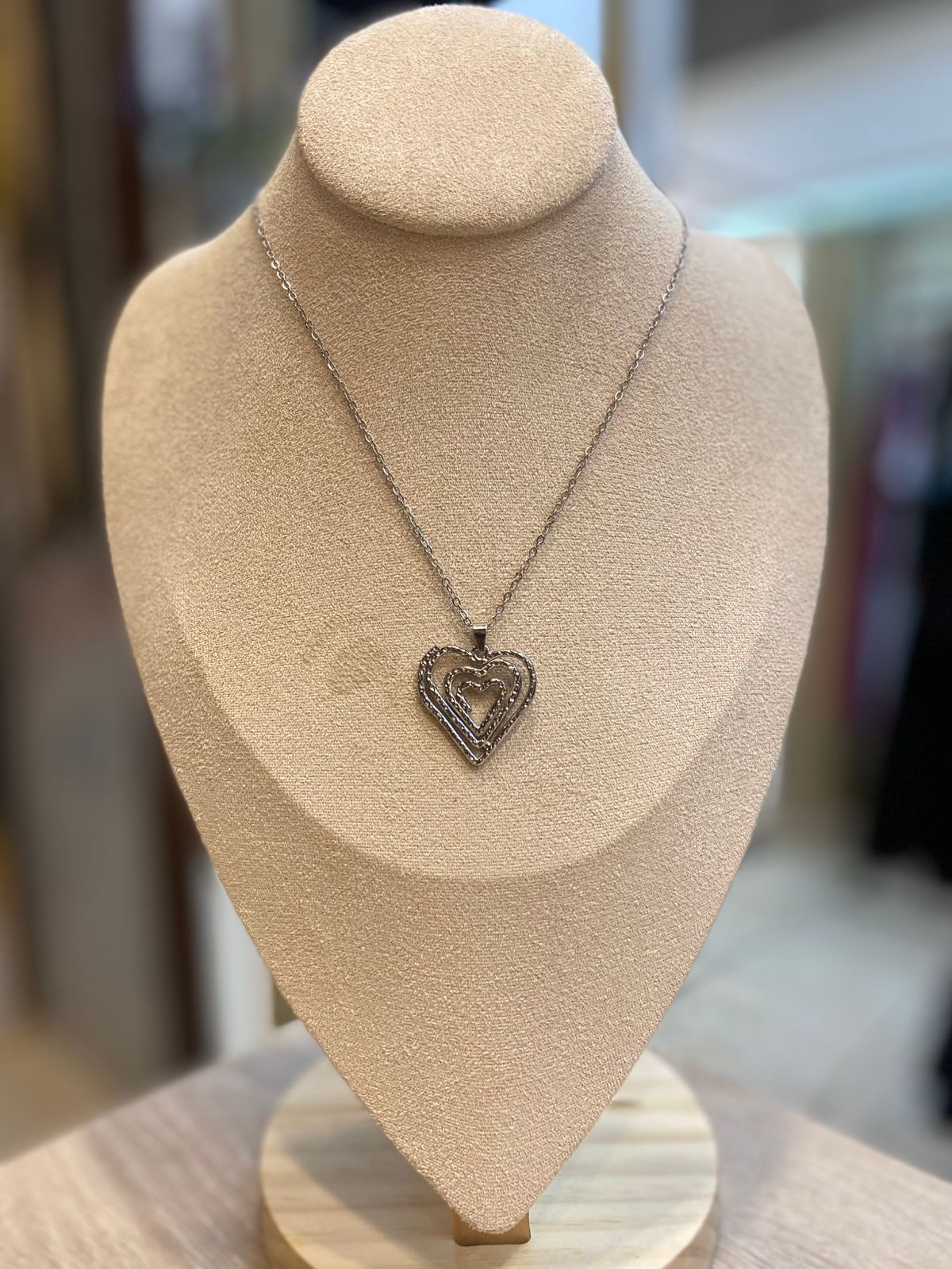 00446 Collar corazón plateado acero inoxidable