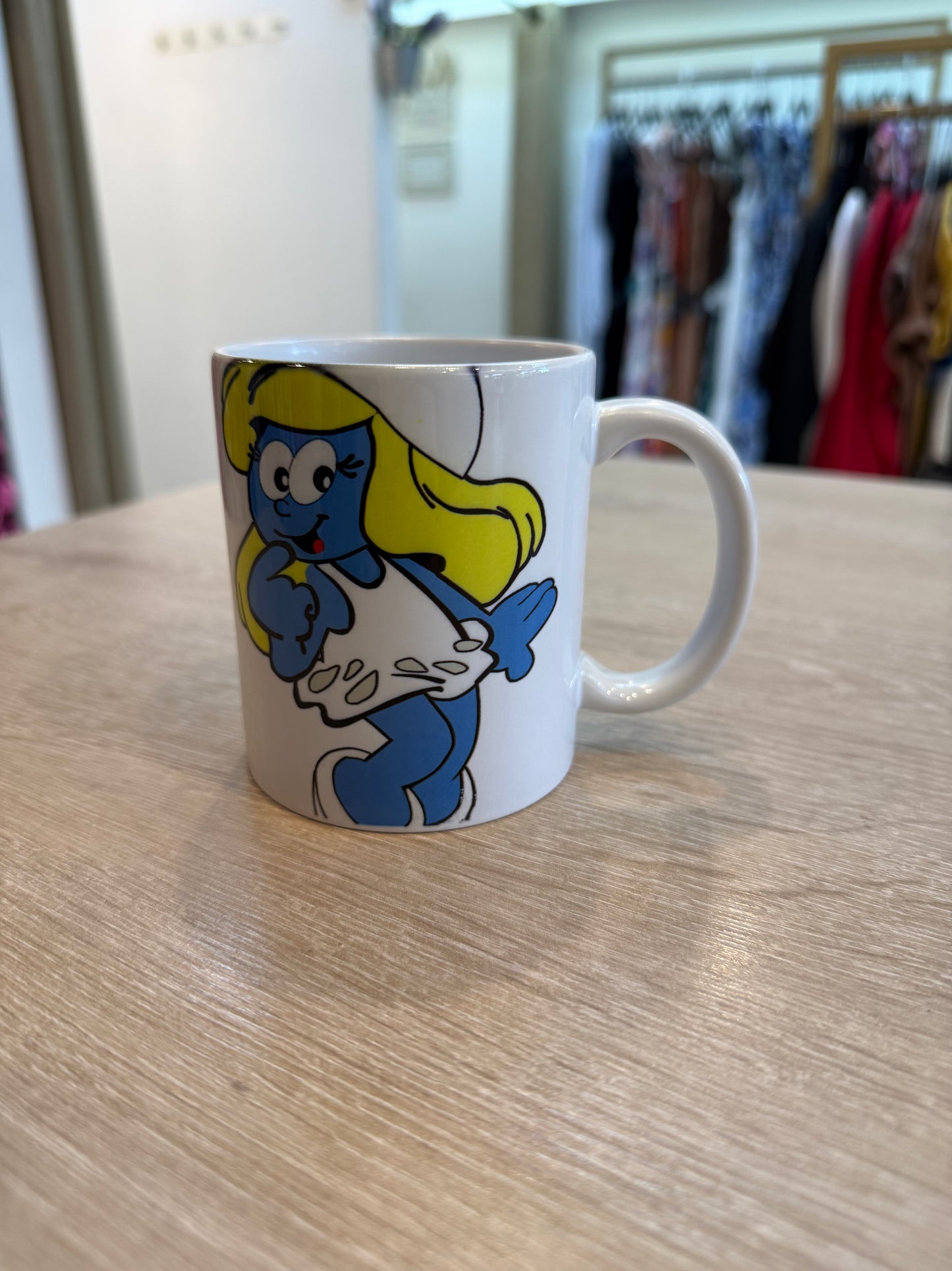 00587 Taza Cerámica Pitufina