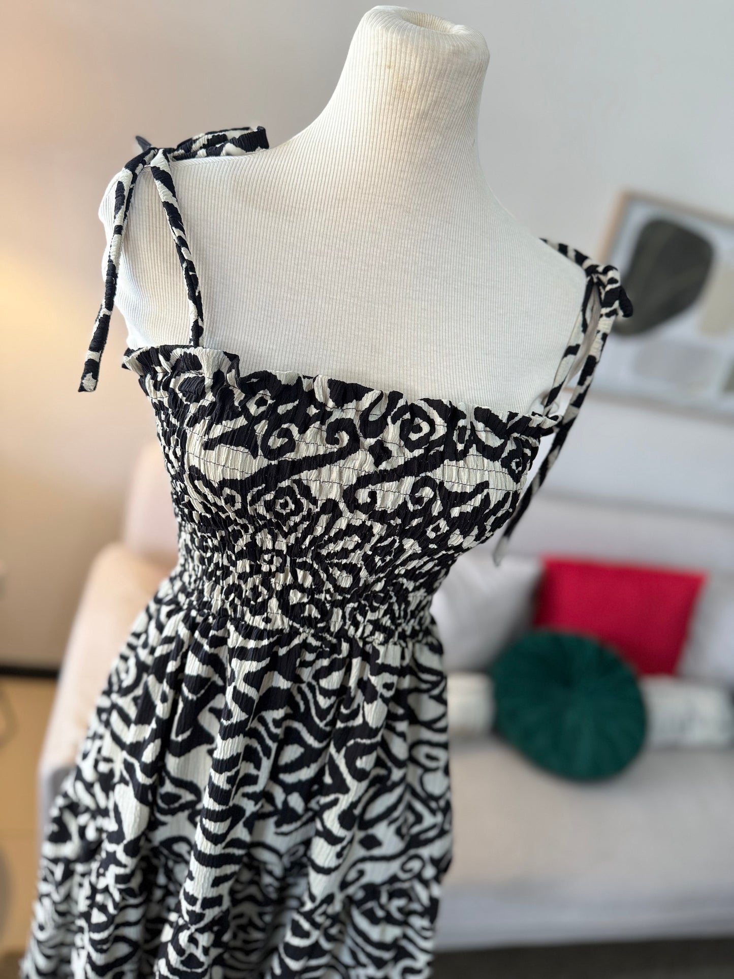 00801 Midi Dress Amanda Negro Étnico