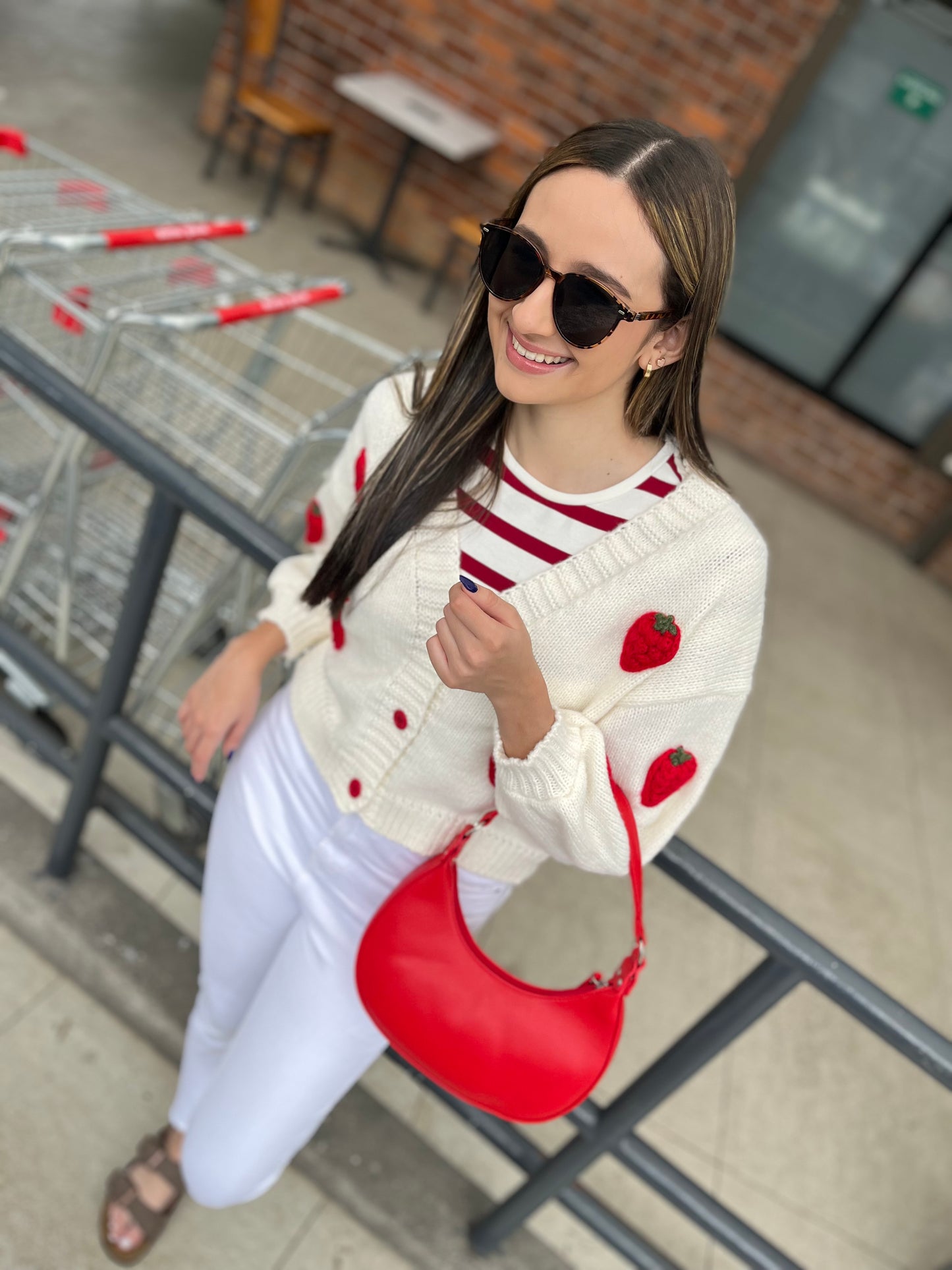 00709 😱 Abrigo Fresas 🍓 Tejido One Size ( Pre Venta ) ingresa 8 diciembre