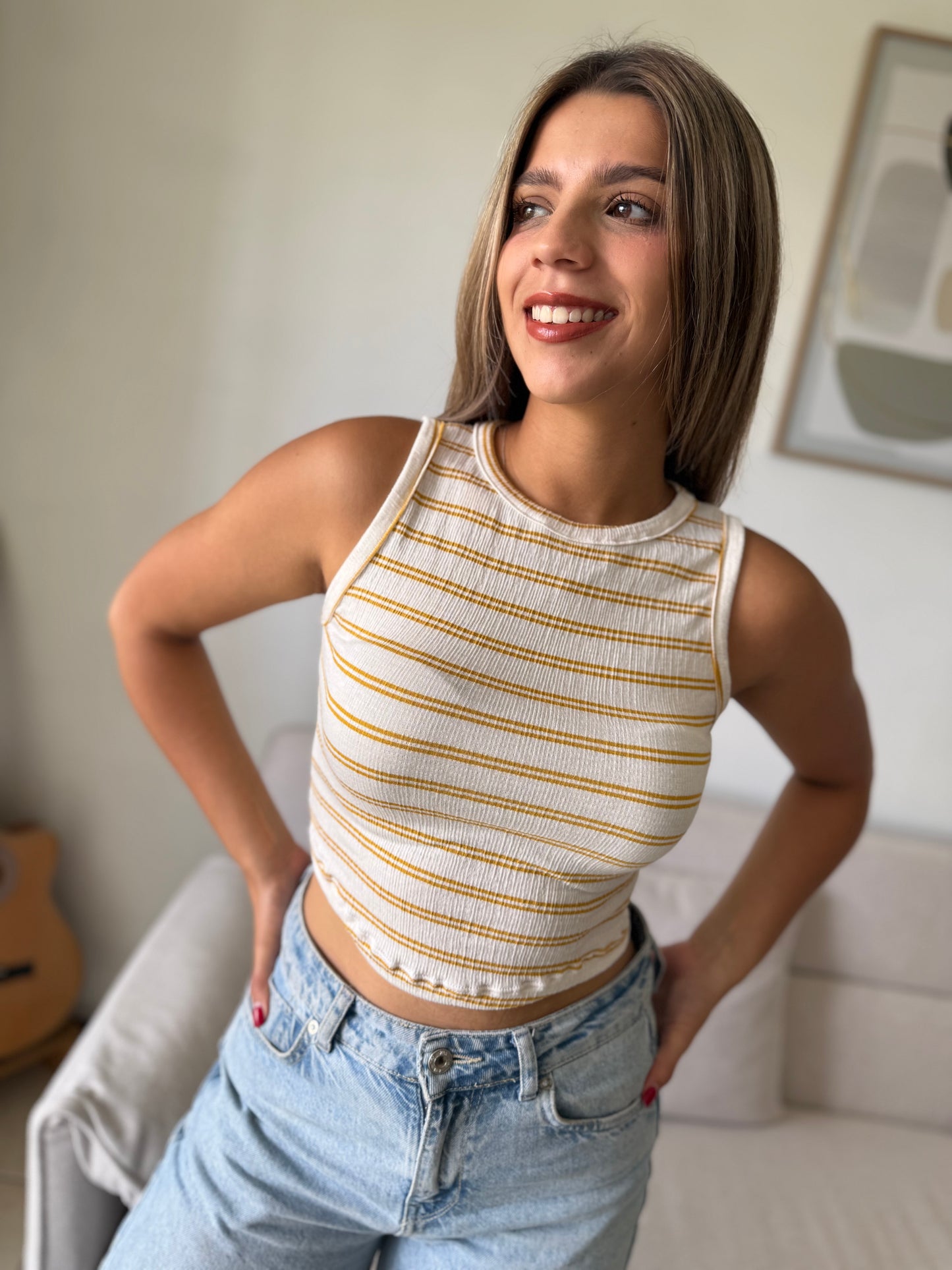 00519 Top rayas amarilla Inquieta