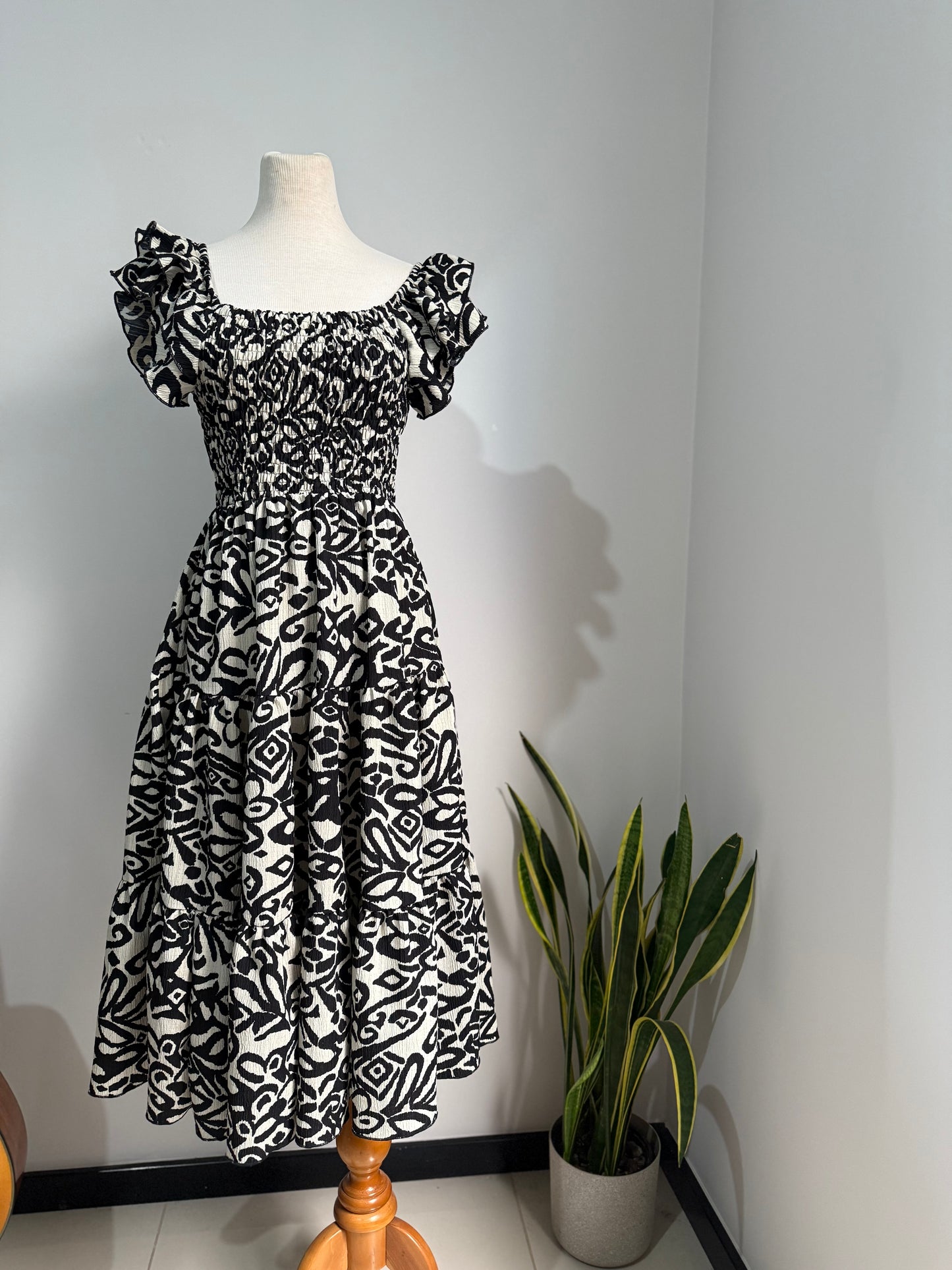 00510 MIDI Dress Alberta Negro