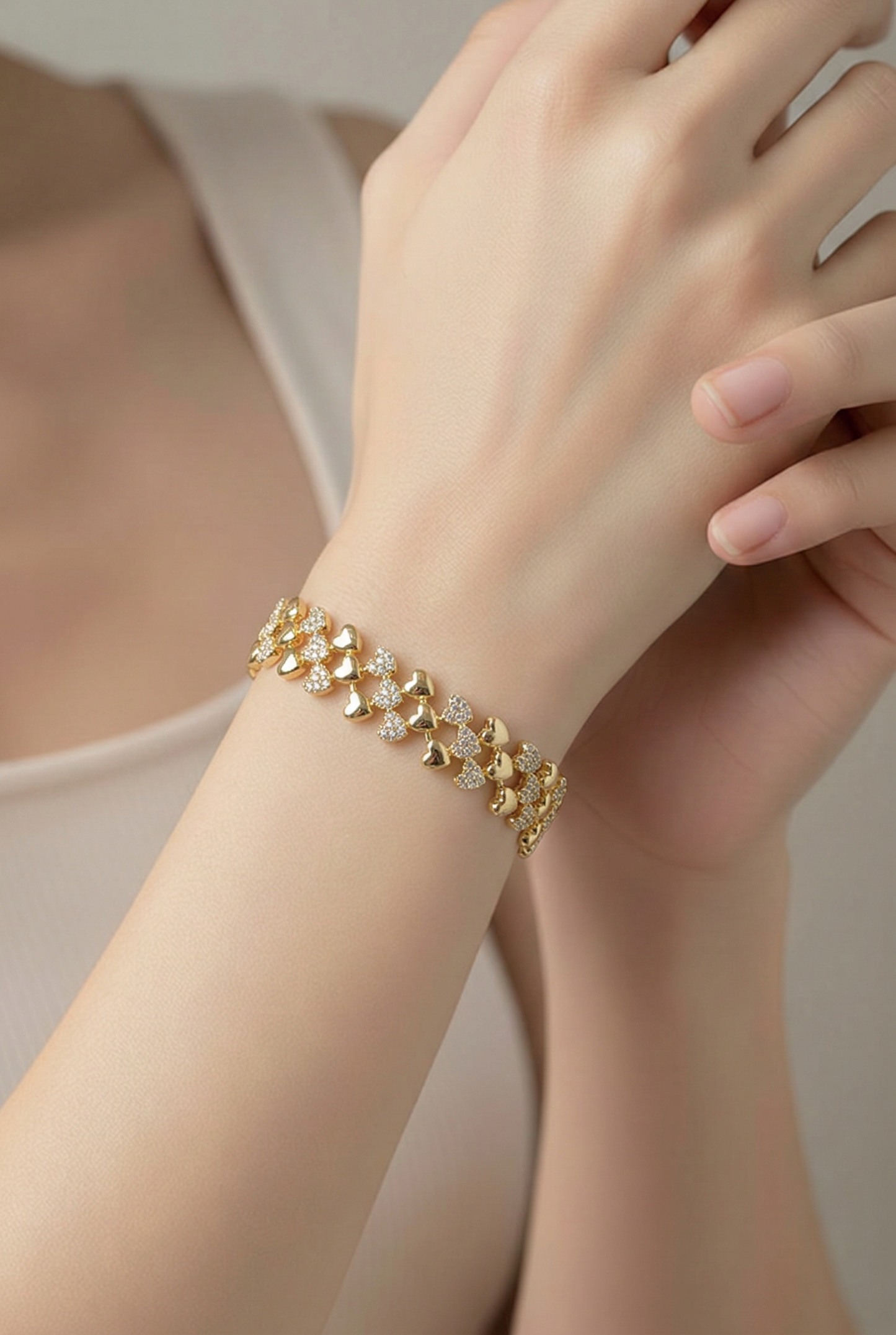 00820 Brazalete  Corazones En Zamak