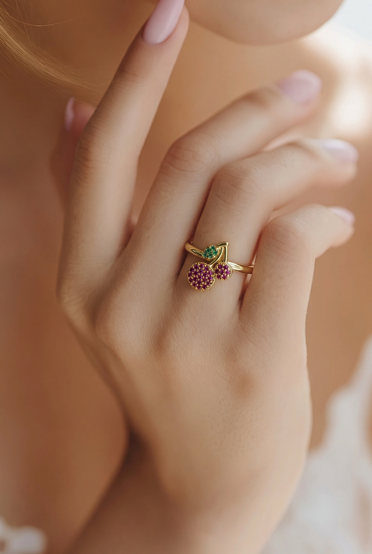0001 Anillo Cereza en Zamak