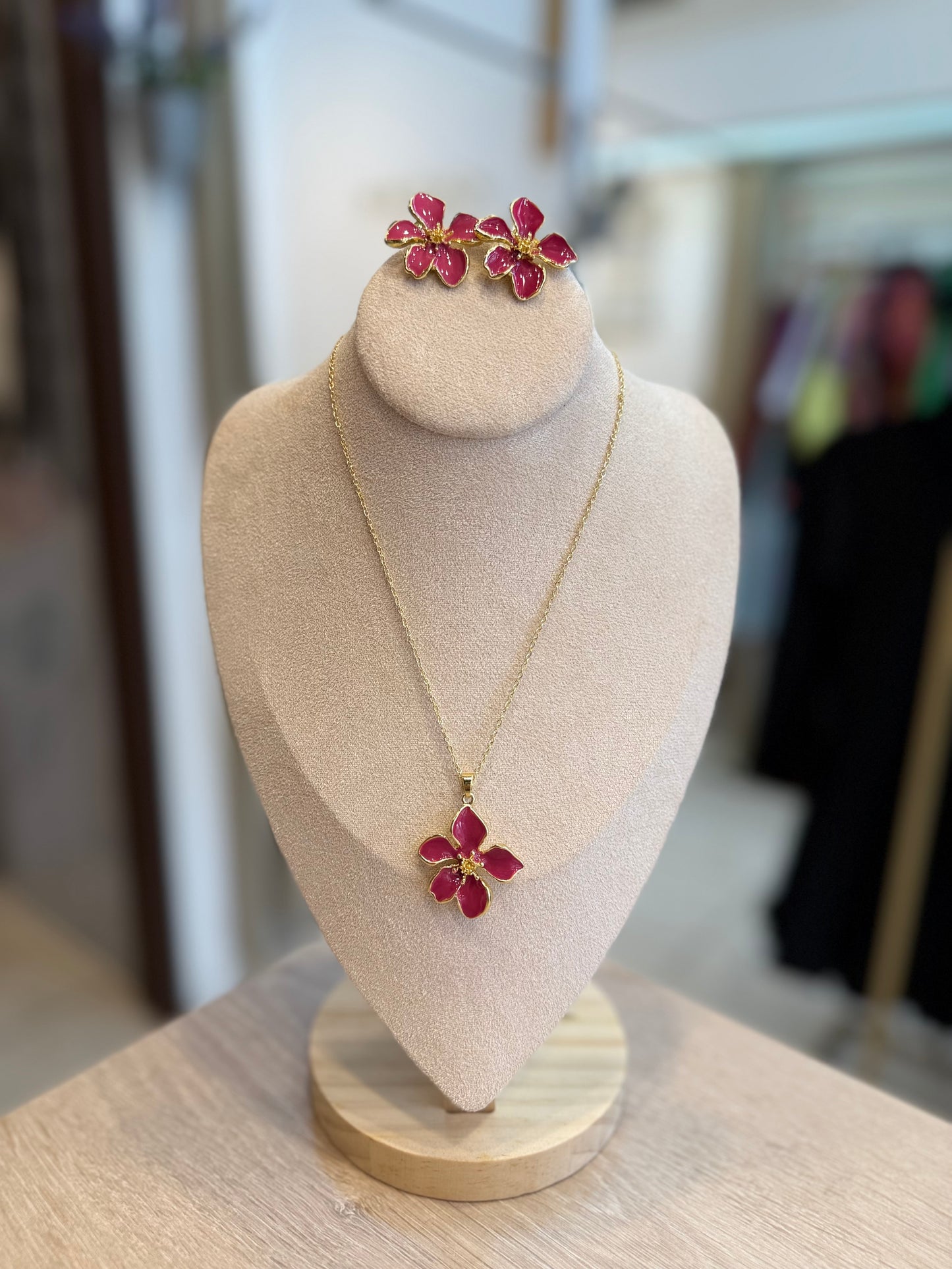 000111 Collar Flor Sakura en Set