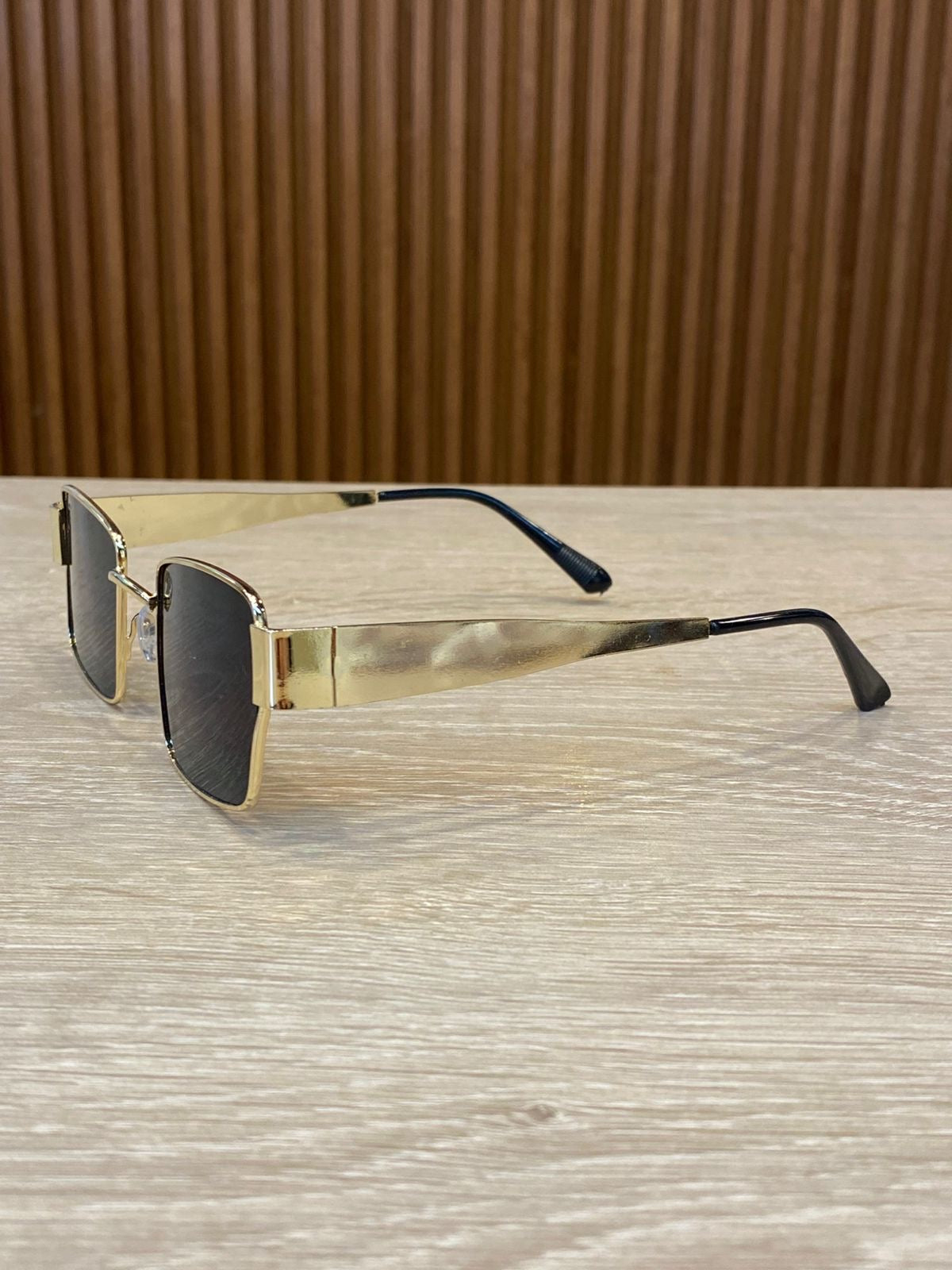 L34 Lentes de Sol VIR