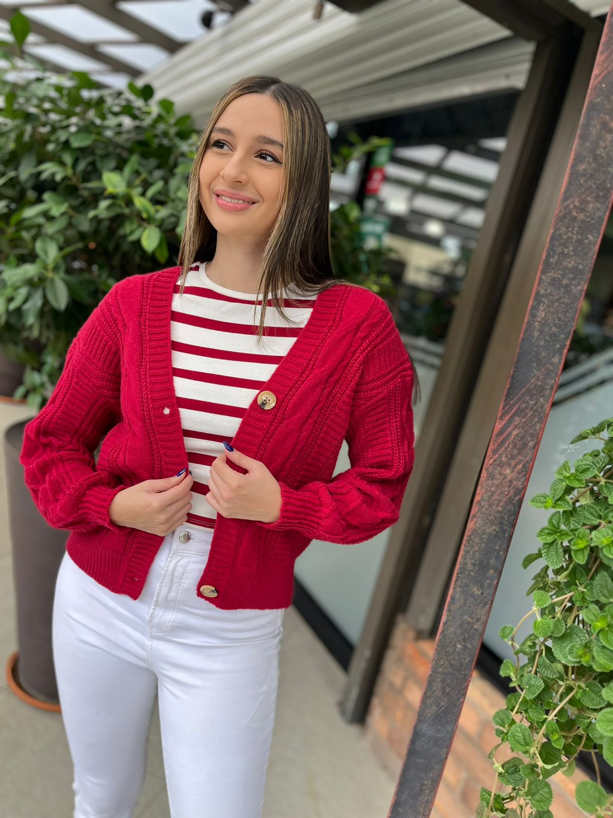 00831 Abrigo Tejido Lara Color Vino