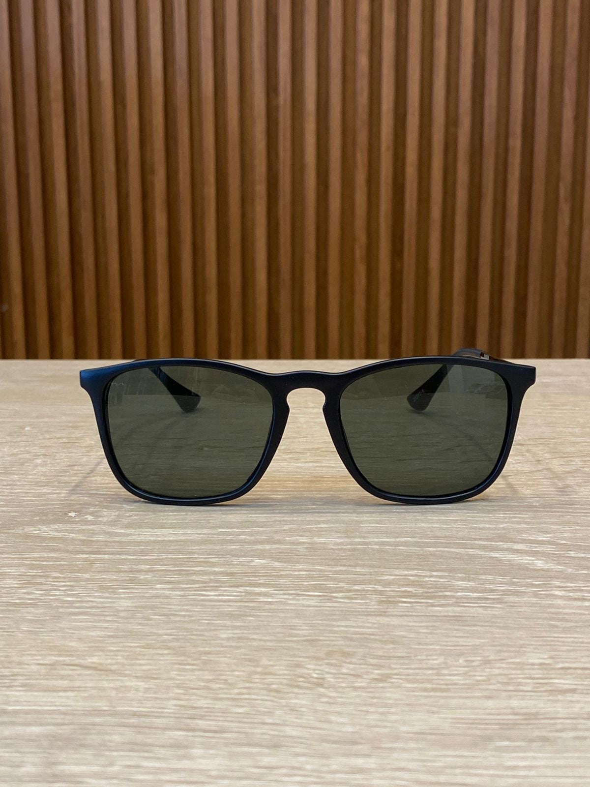 L33 Lentes de Sol RI