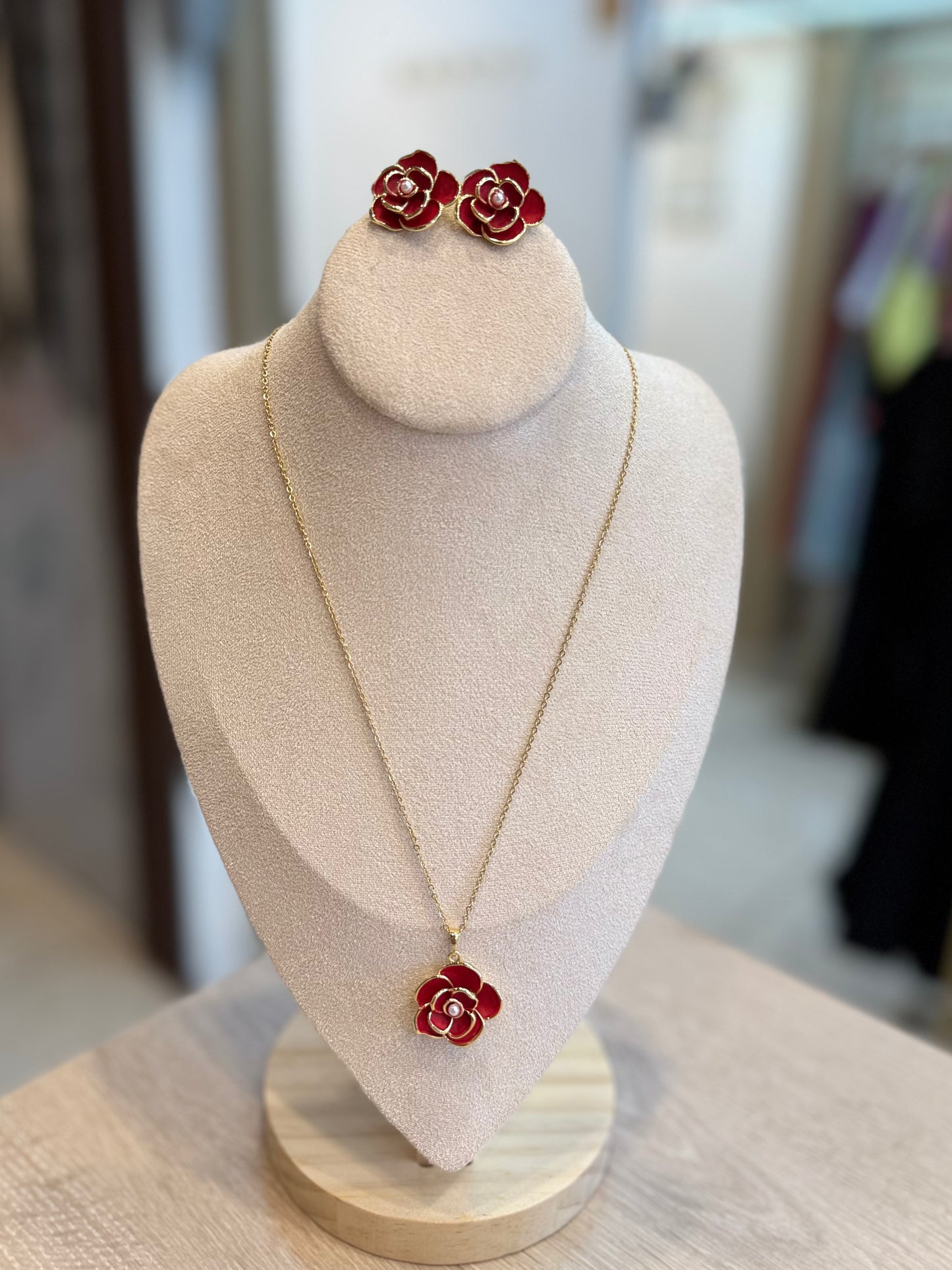 000112 Collar Flor en Set Zamak