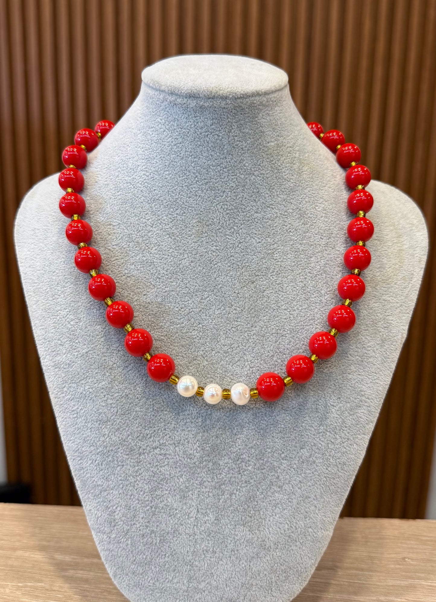 00080 Collar Perla Carmesí