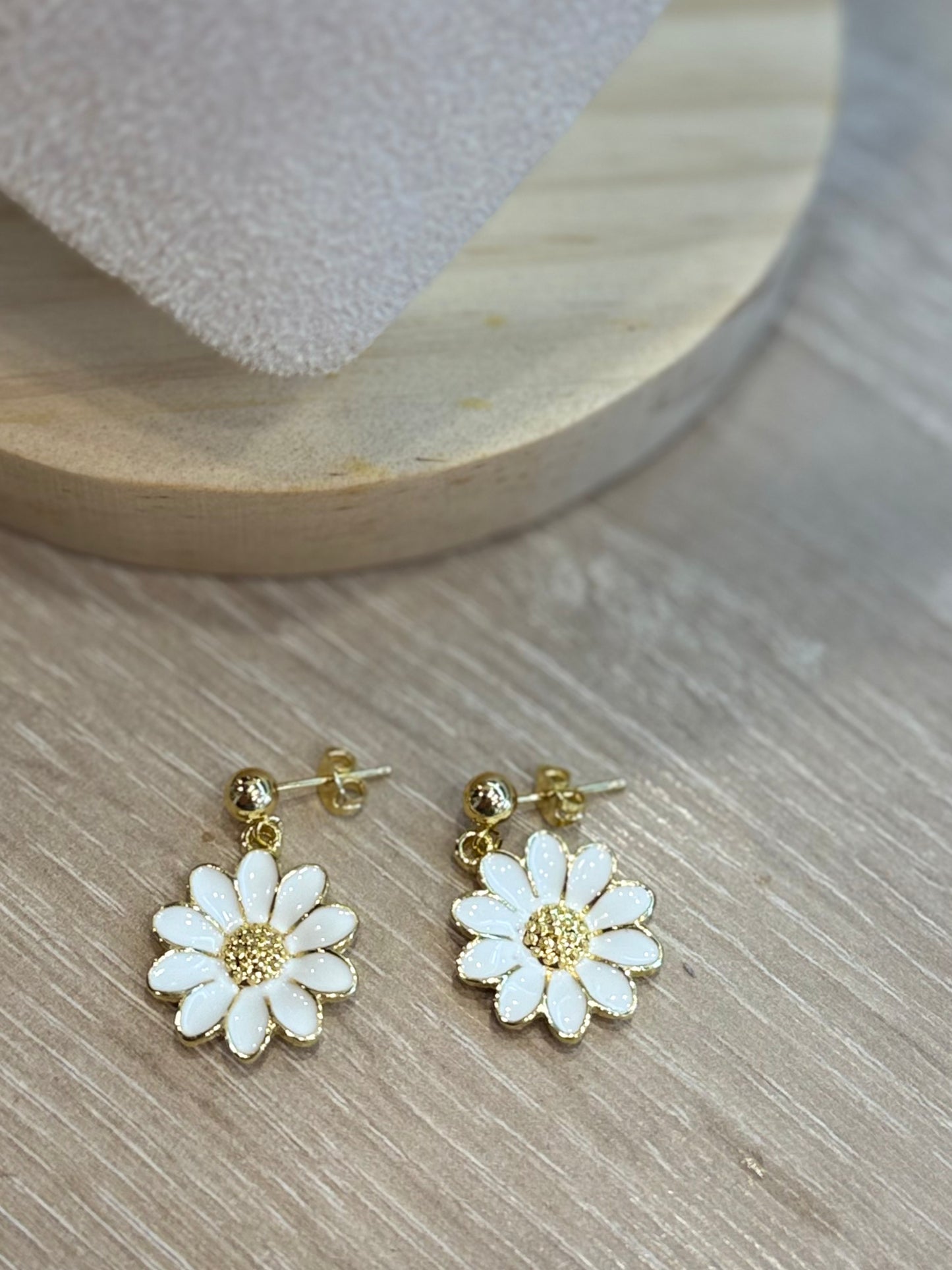 000113 Collar Margarita en Set Zamak