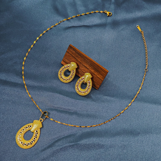 00605 Set Collar y Arete en Acero