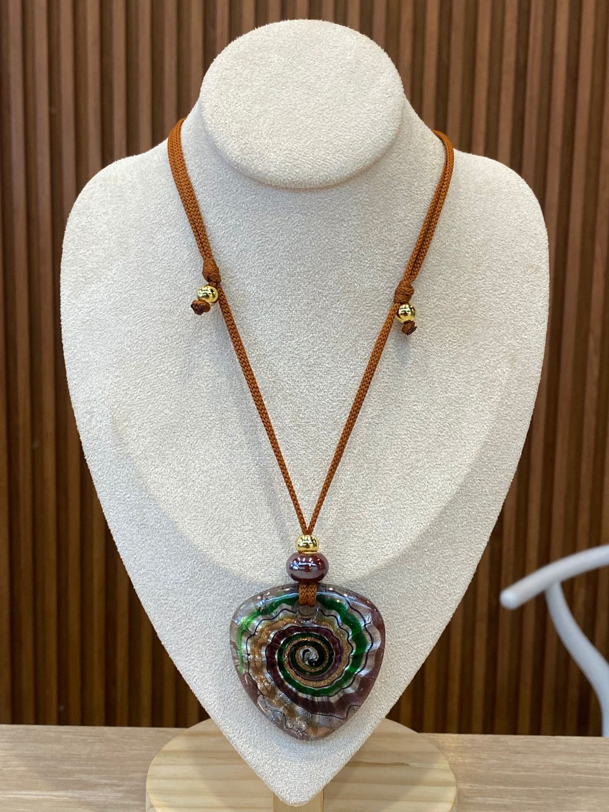 00303 Collar Murano Especial Corazón Verde/Café