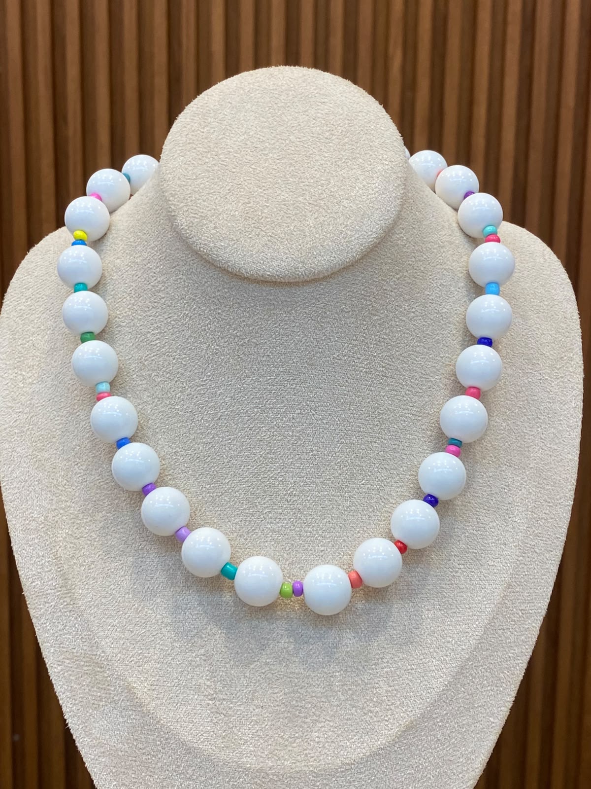 00039 Collar inspirado torta chilena bola #14