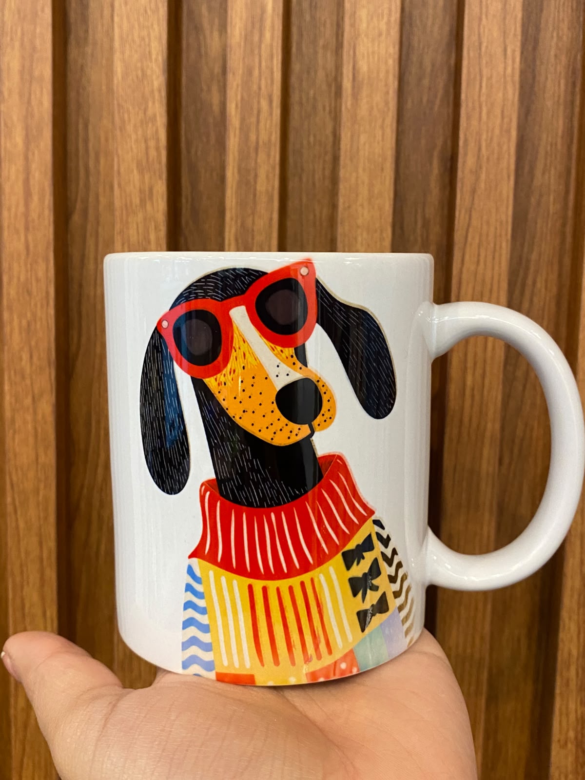00587 Taza Cerámica Salchi La Gente Feliz