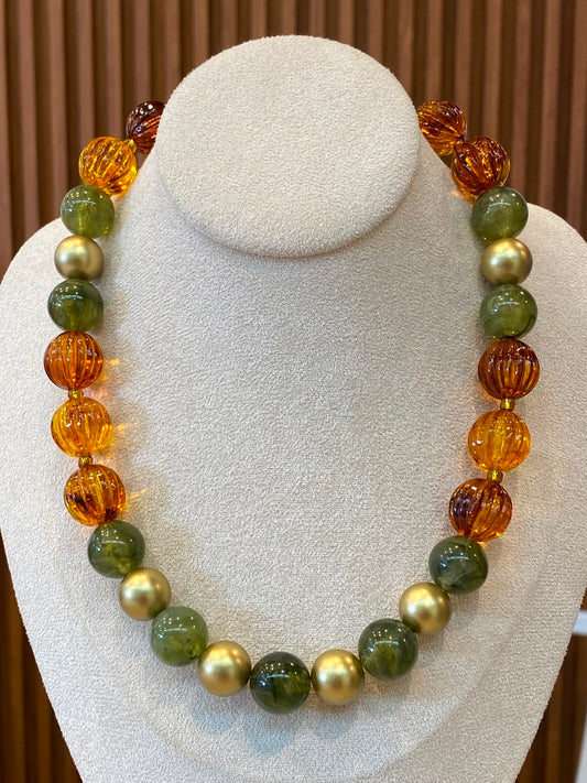 00068 Collar Verde Love