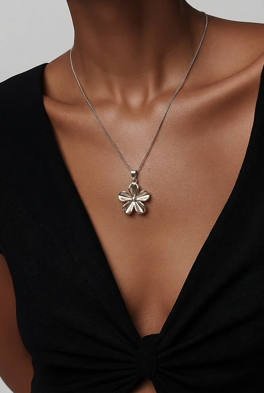 0005 Collar Flor en Acero
