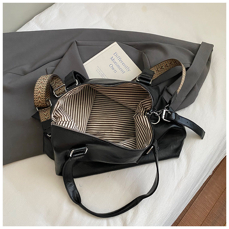 00826 Bolso Maletín Cristy