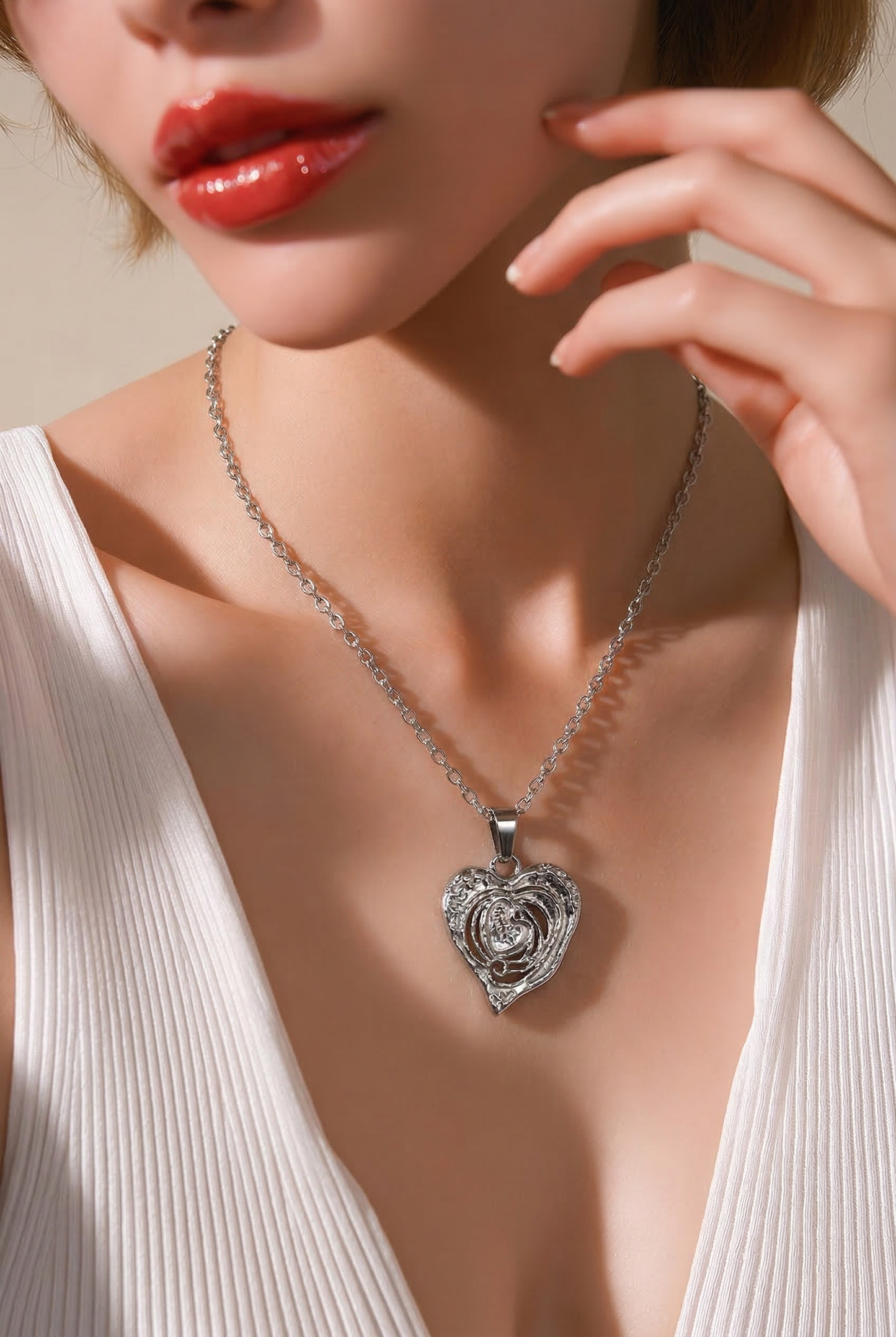 00910 Collar corazón troquelado acero