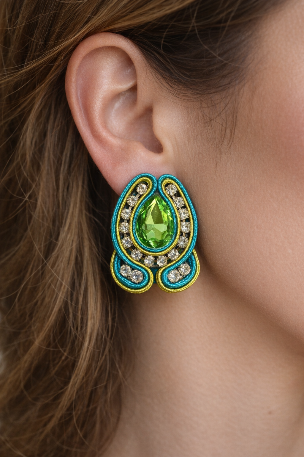 00921 Aretes artesanales