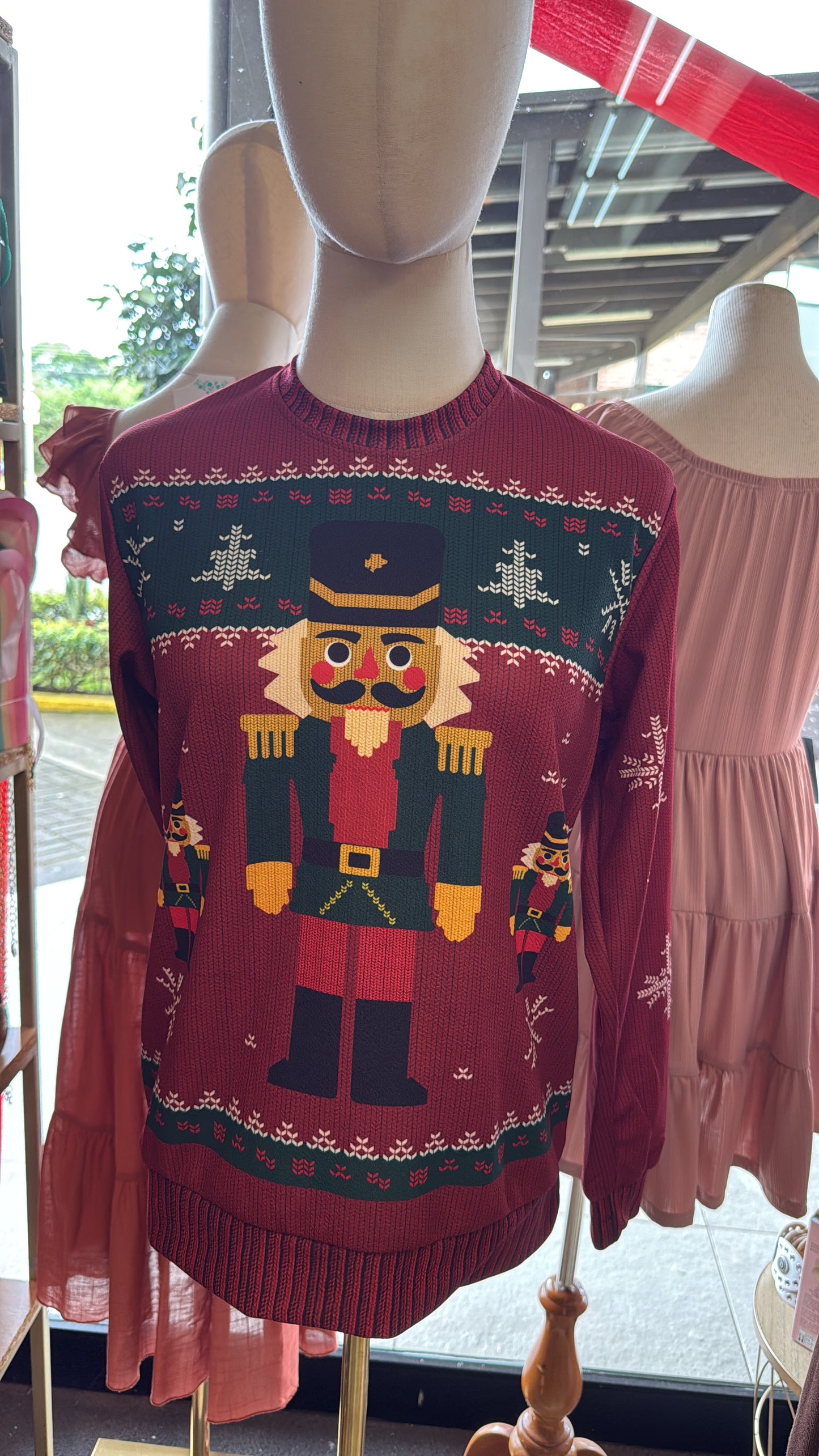 00601 Abrigo Cascanueces