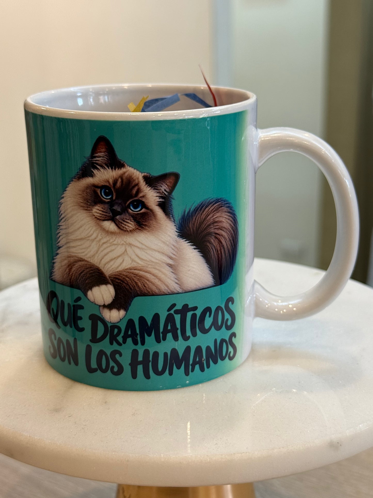 00587 Taza Cerámica Gato Dramático